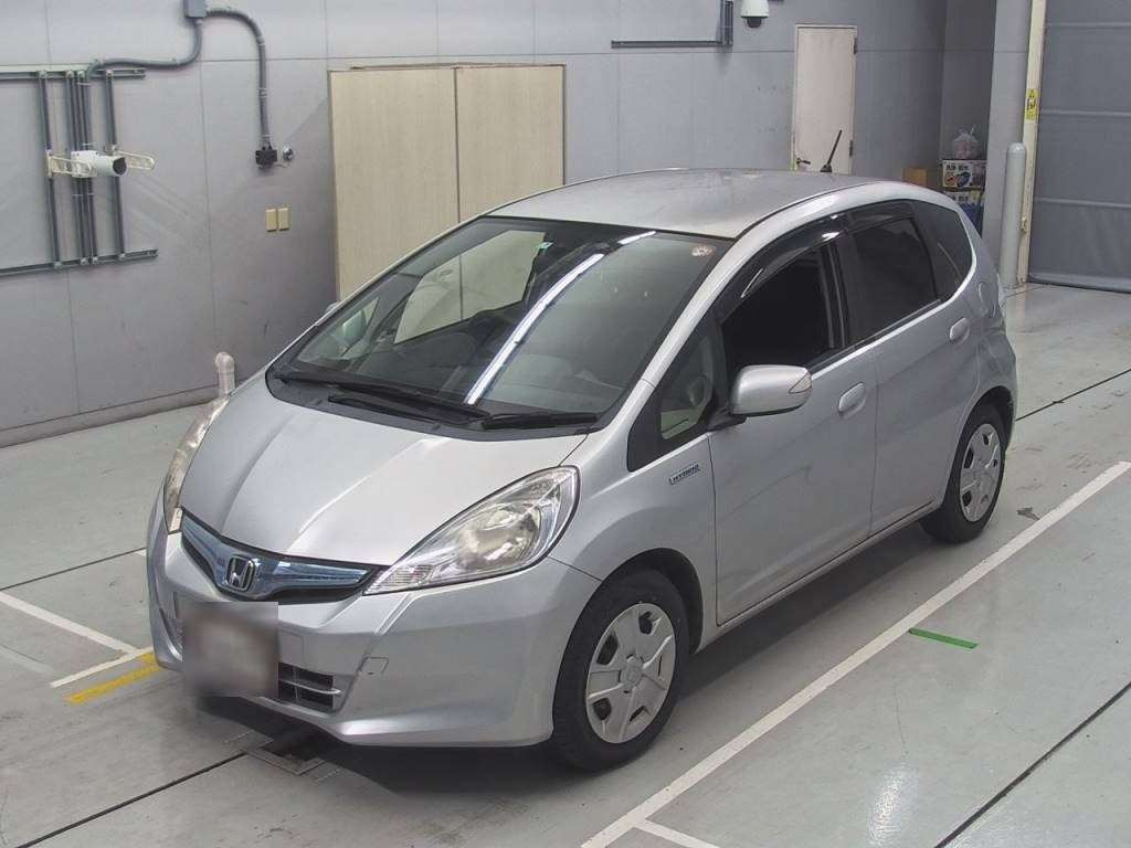 2013 Honda Fit Hybrid GP1[0]