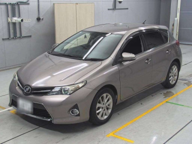 2013 Toyota Auris