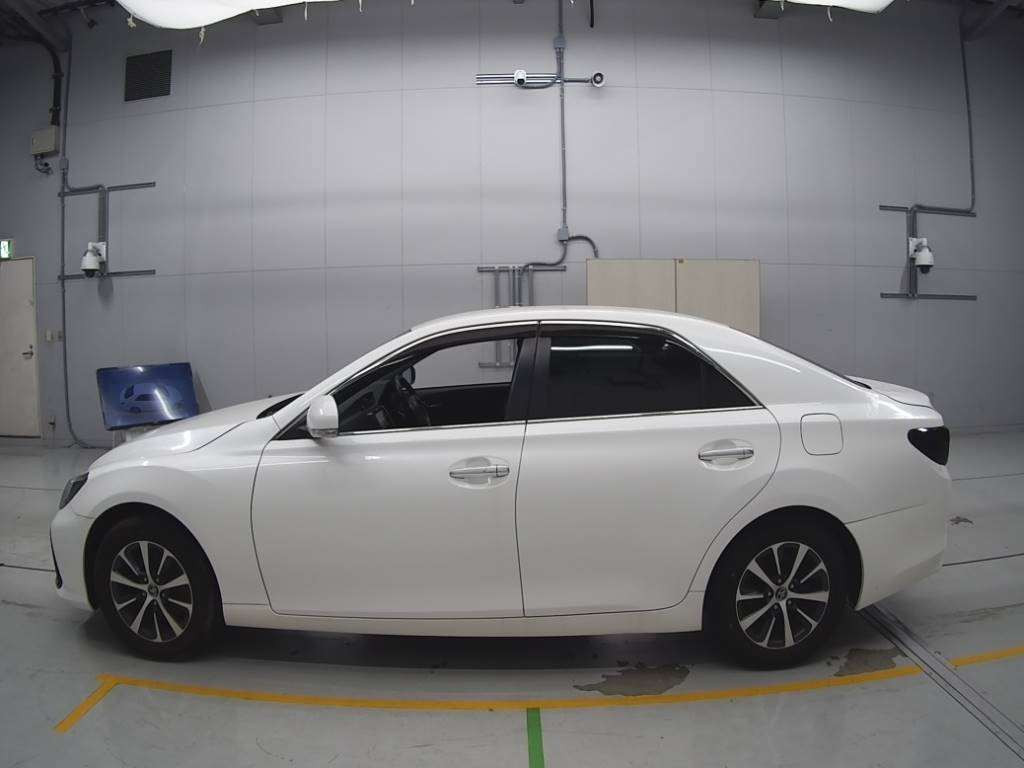 2017 Toyota Mark X GRX130[2]