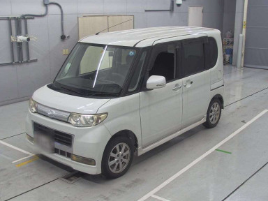 2009 Daihatsu Tanto