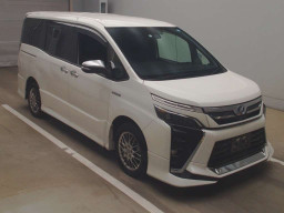 2019 Toyota Voxy