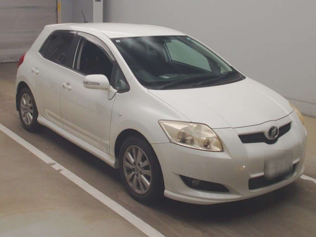 2007 Toyota Auris NZE151H[2]