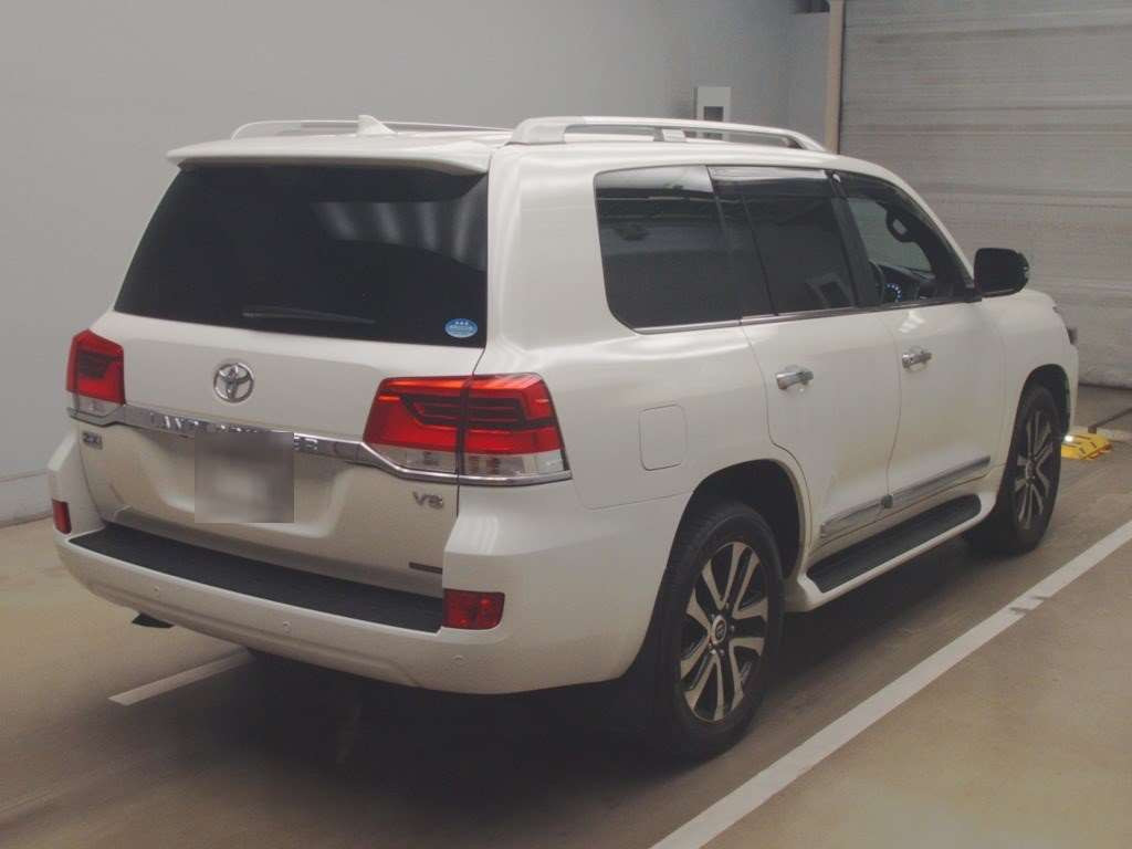 2017 Toyota Land Cruiser URJ202W[1]