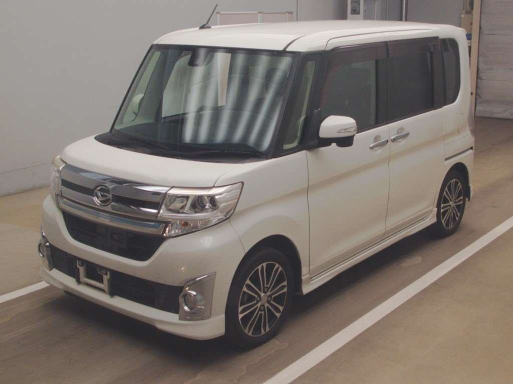 2015 Daihatsu Tanto Custom LA600S[0]