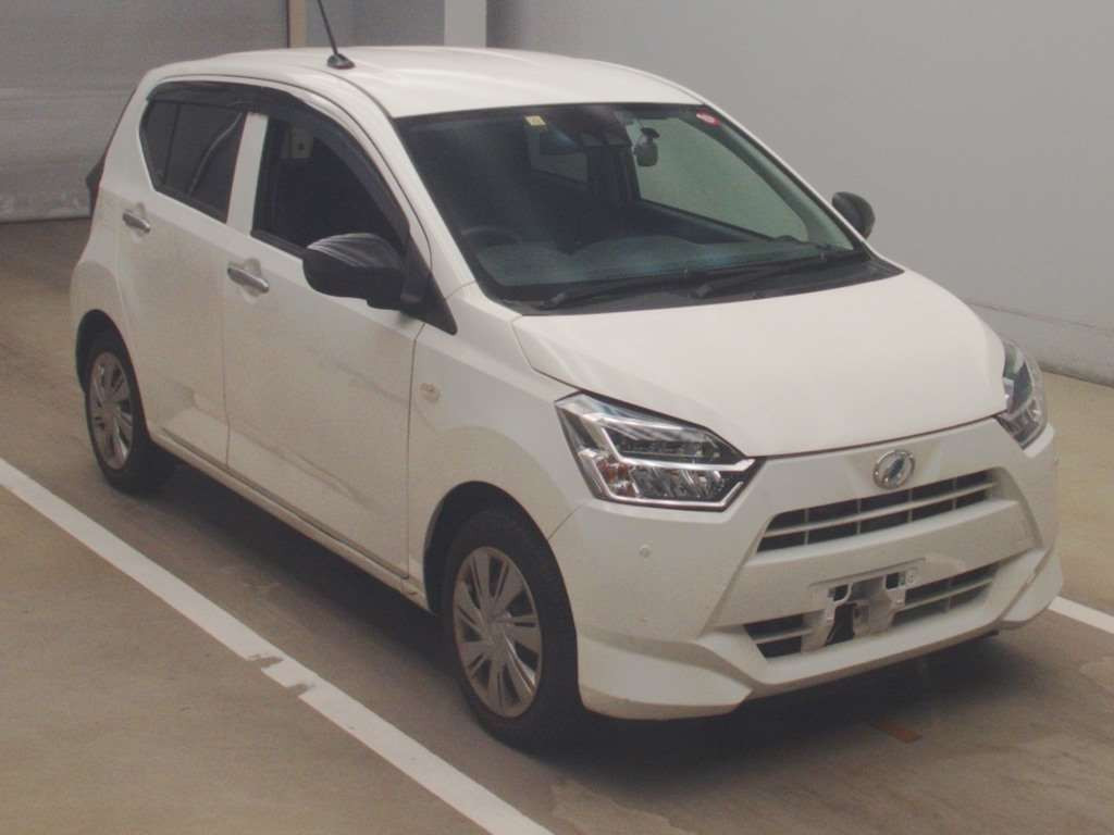 2019 Daihatsu Mira es LA350S[2]