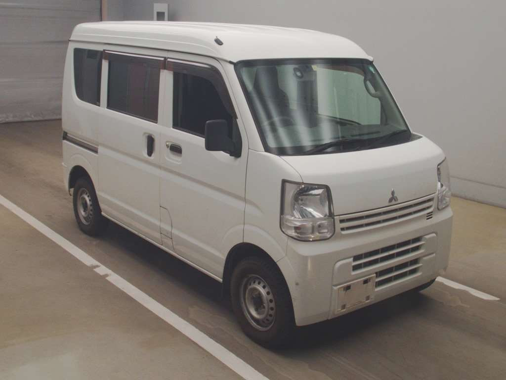 2016 Mitsubishi Minicab Van DS17V[2]