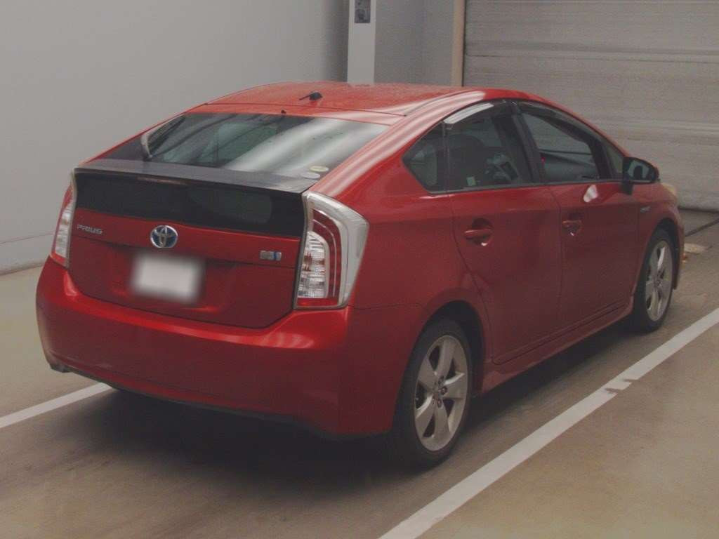 2012 Toyota Prius ZVW30[1]