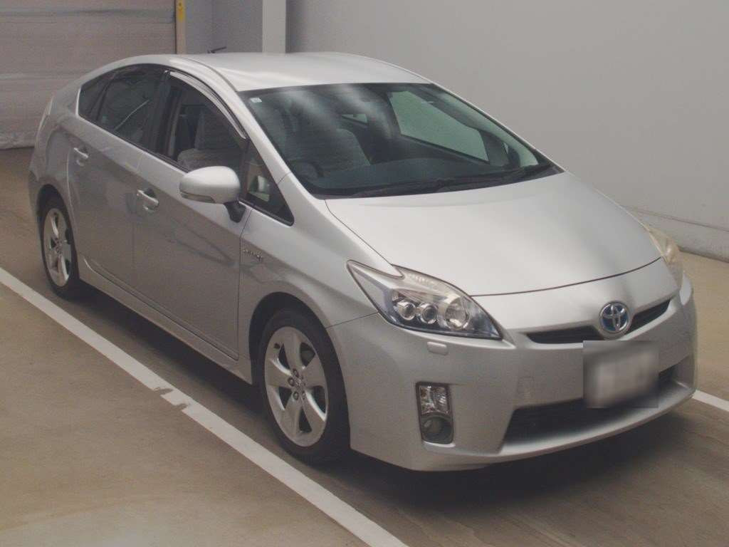 2009 Toyota Prius ZVW30[2]