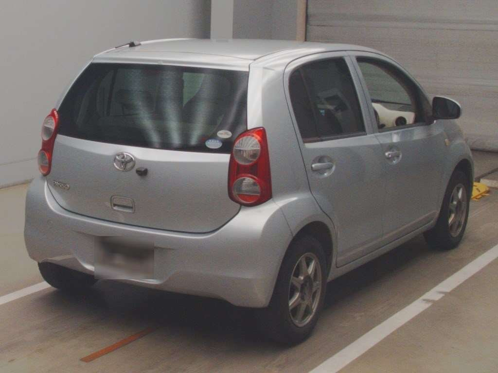 2010 Toyota Passo KGC30[1]