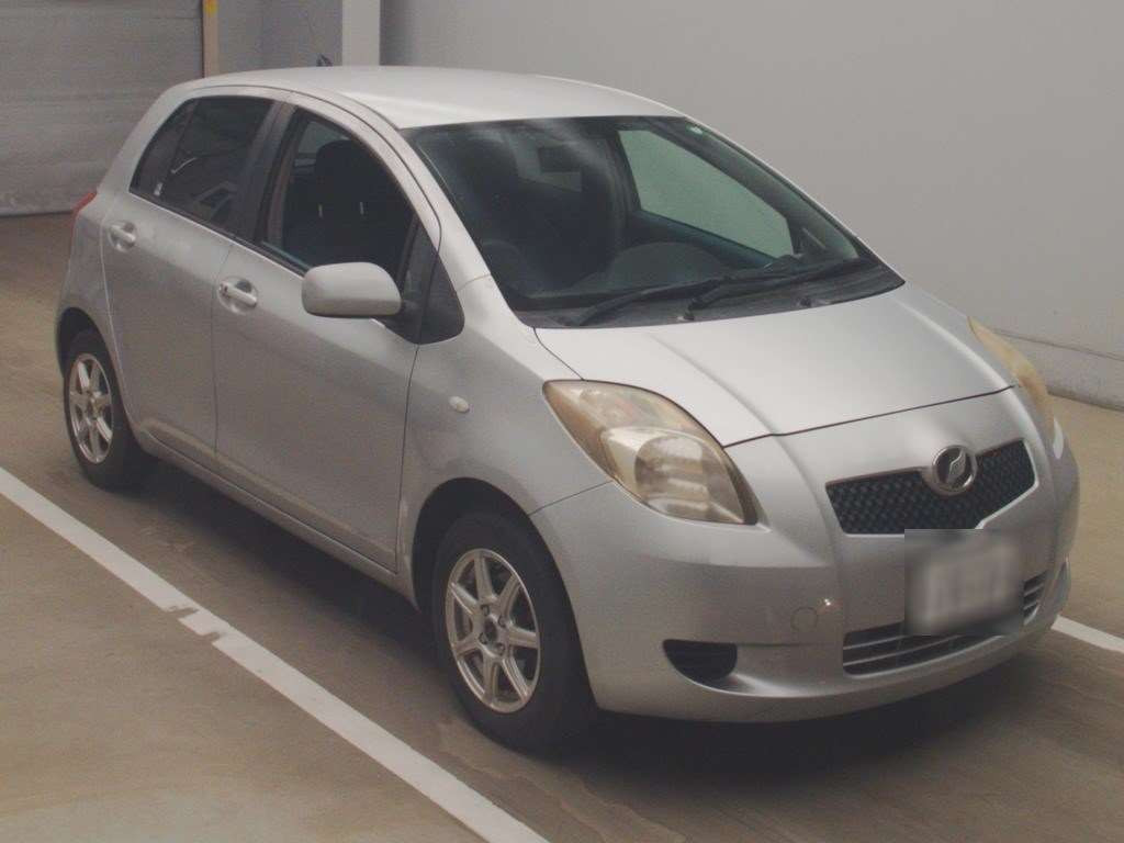 2007 Toyota Vitz SCP90[2]