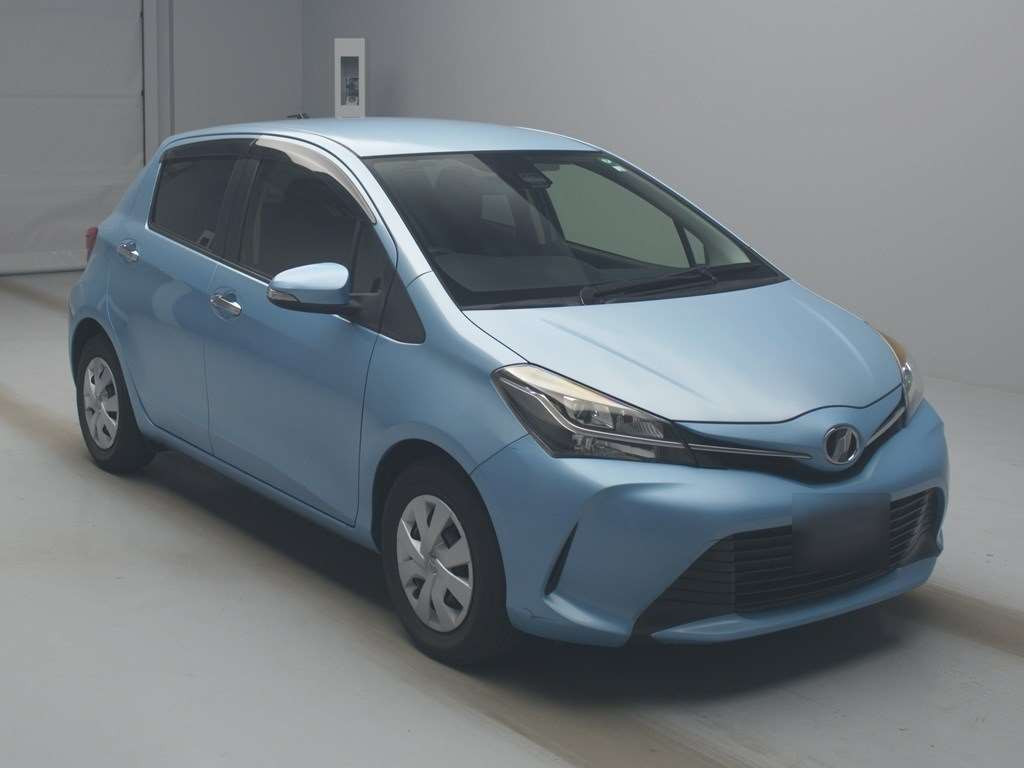 2016 Toyota Vitz NSP130[2]