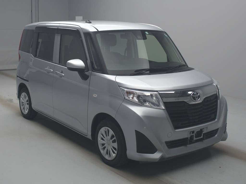 2019 Toyota Roomy M900A[2]