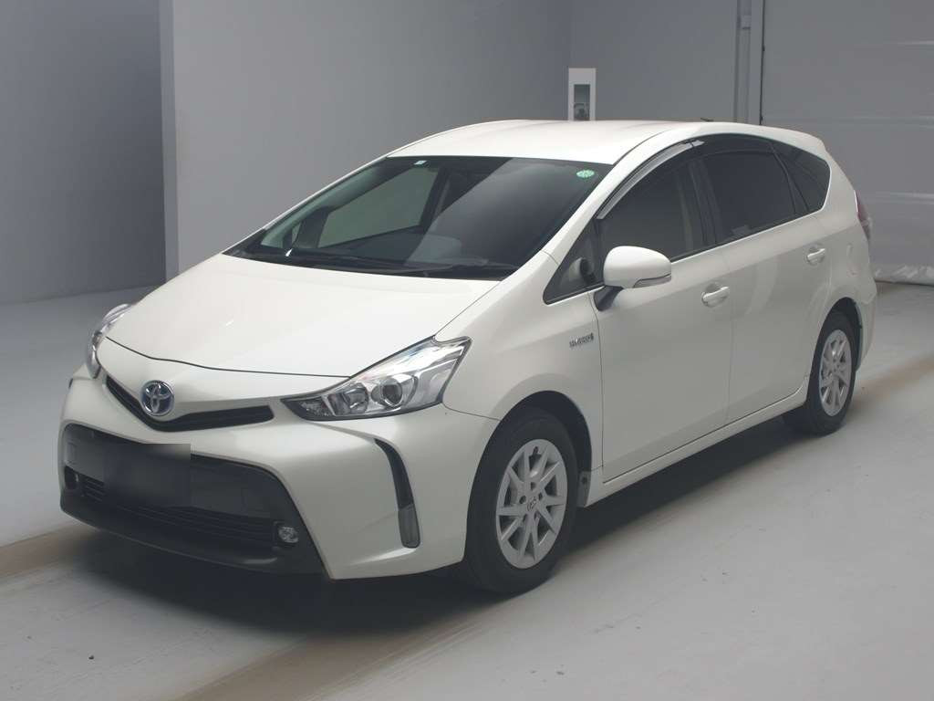 2016 Toyota Prius alpha ZVW40W[0]