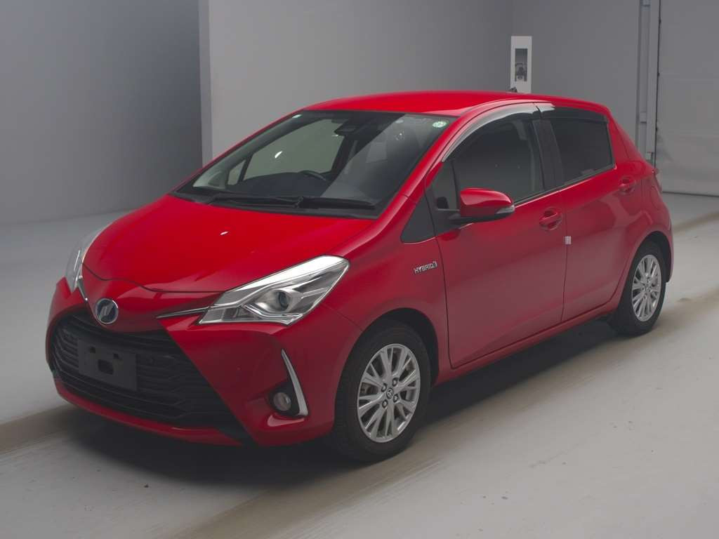 2019 Toyota Vitz NHP130[0]