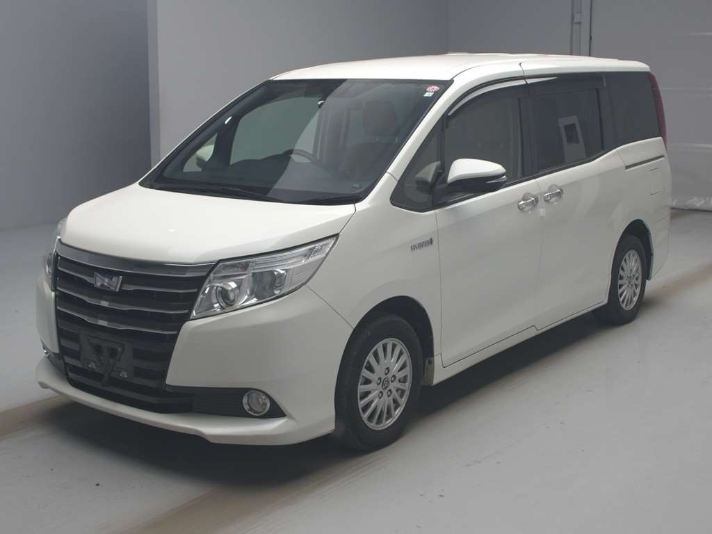 2015 Toyota Noah ZWR80G[0]