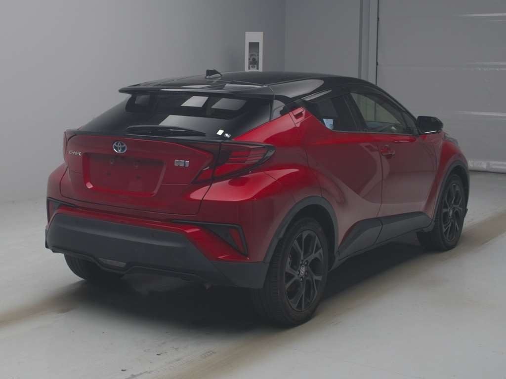 2021 Toyota C-HR ZYX11[1]