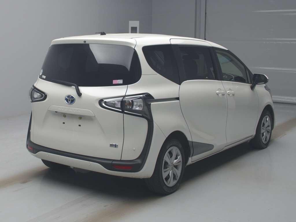 2021 Toyota Sienta NHP170G[1]