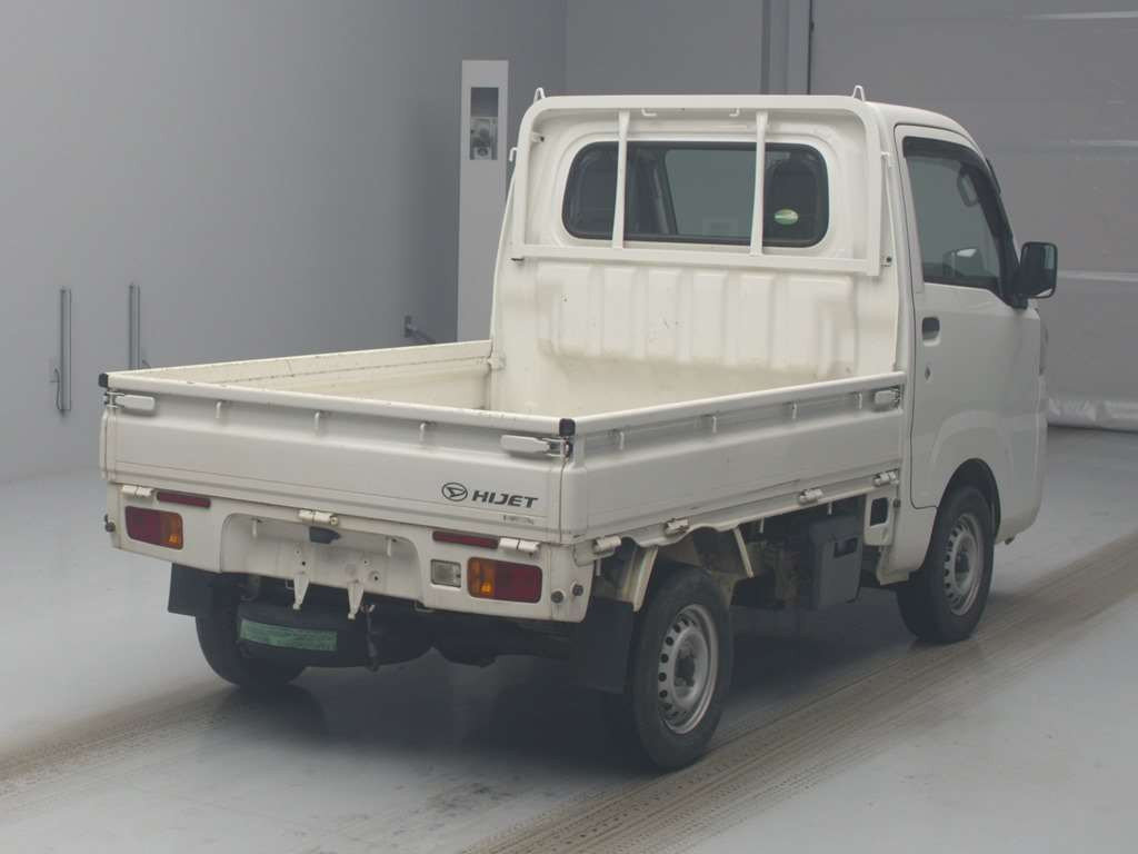 2016 Daihatsu Hijet Truck S510P[1]