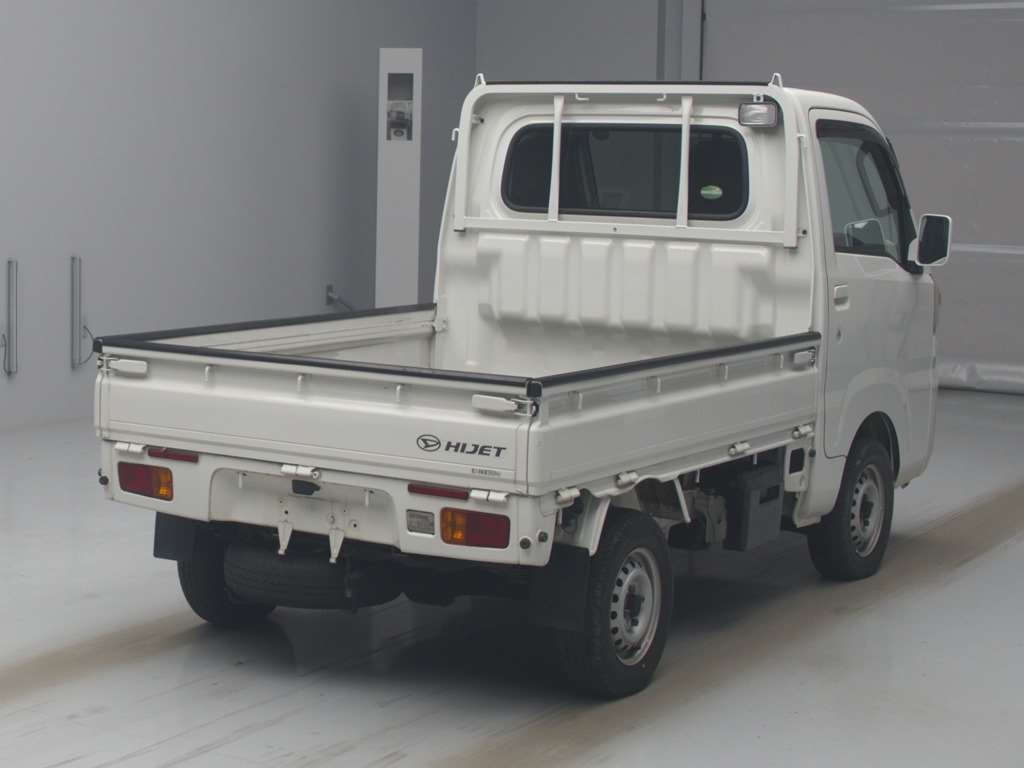 2016 Daihatsu Hijet Truck S510P[1]