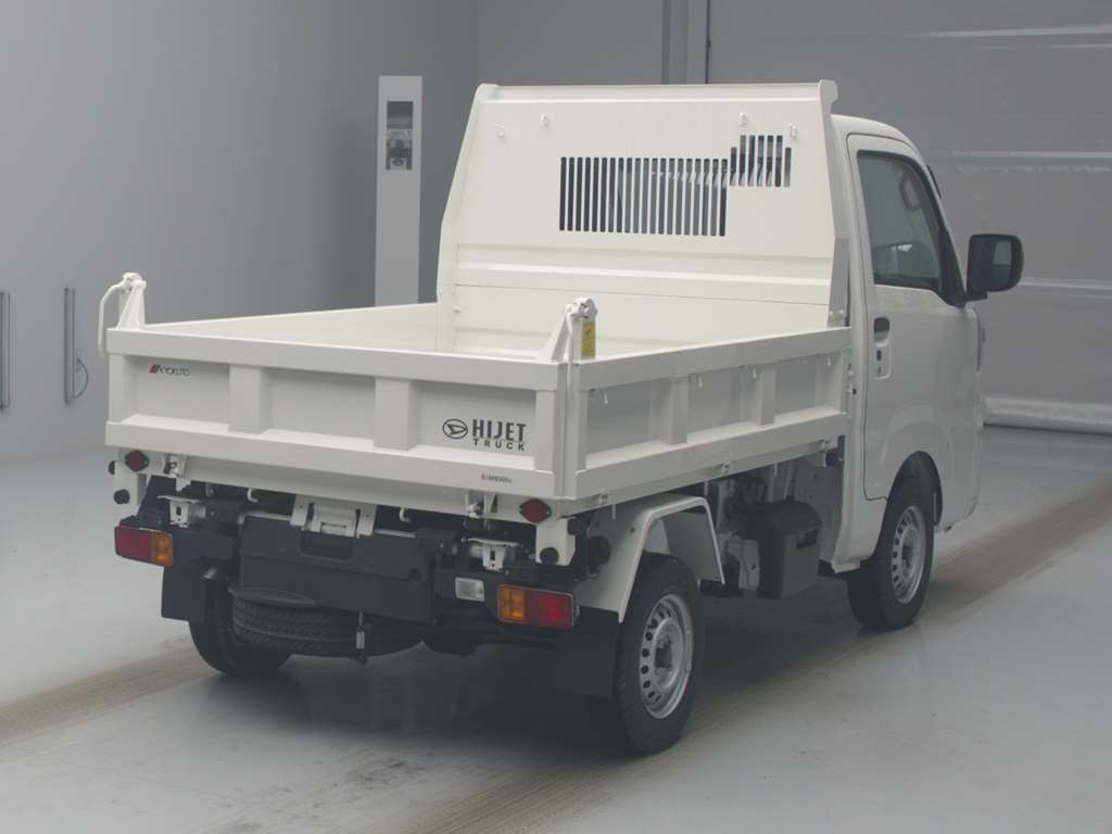 2024 Daihatsu Hijet Truck S510P[1]