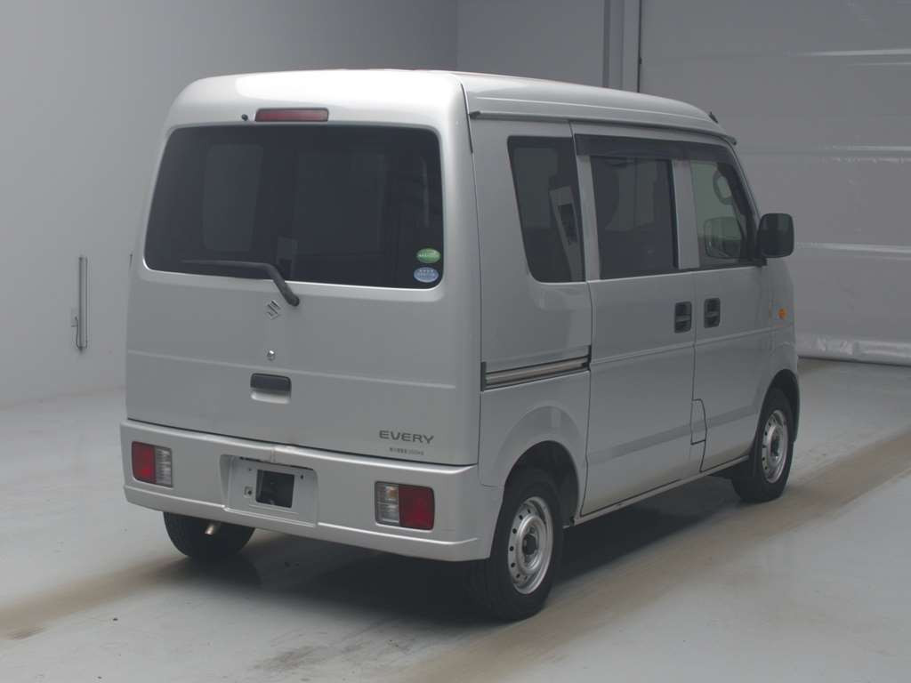 2015 Suzuki Every DA64V[1]