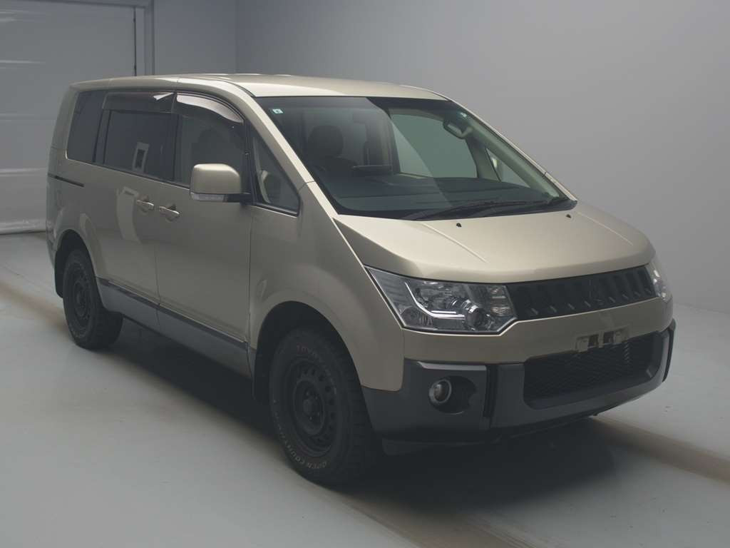 2007 Mitsubishi Delica D5 CV5W[2]