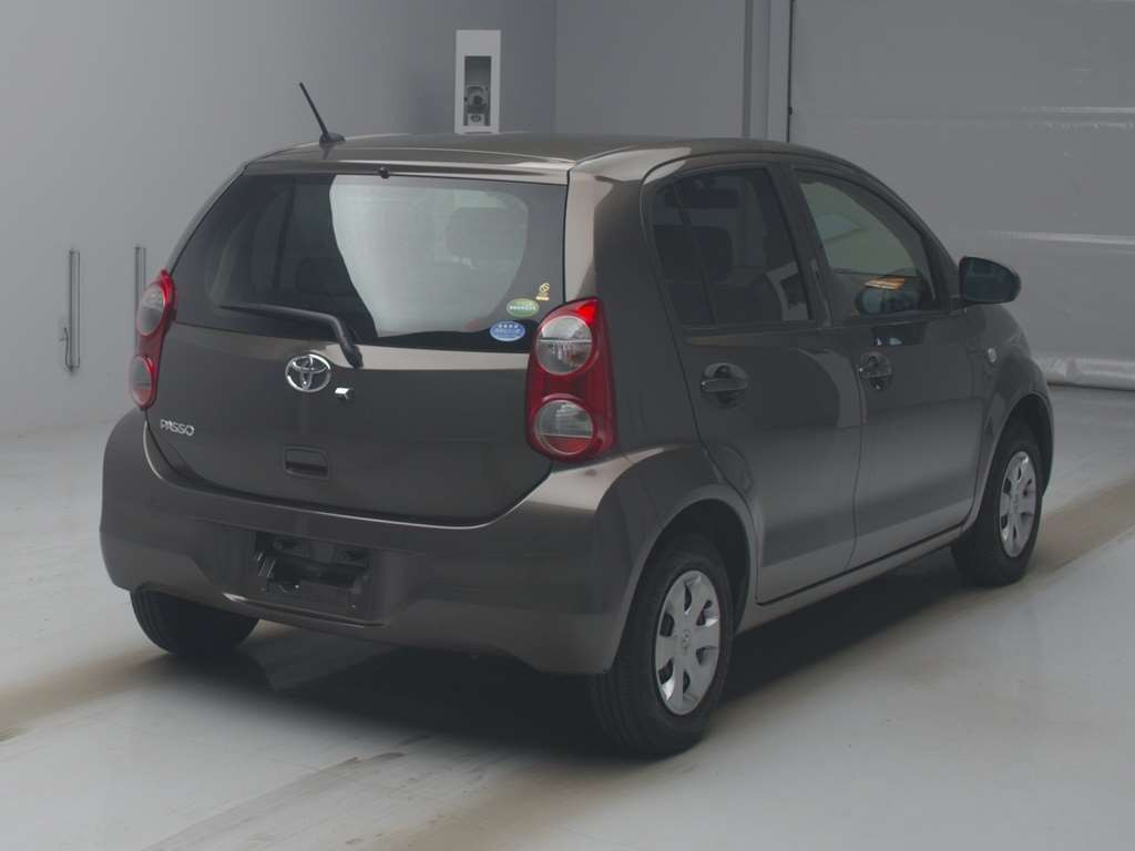 2014 Toyota Passo KGC30[1]