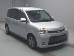 2011 Toyota Sienta