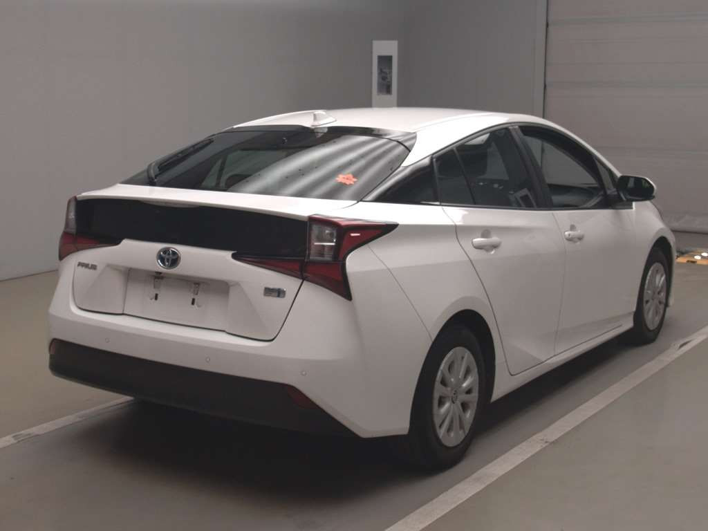 2021 Toyota Prius ZVW51[1]