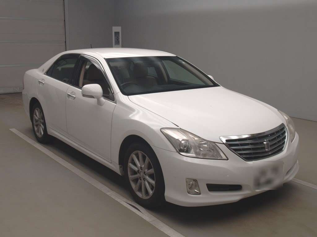 2008 Toyota Crown GRS200[2]