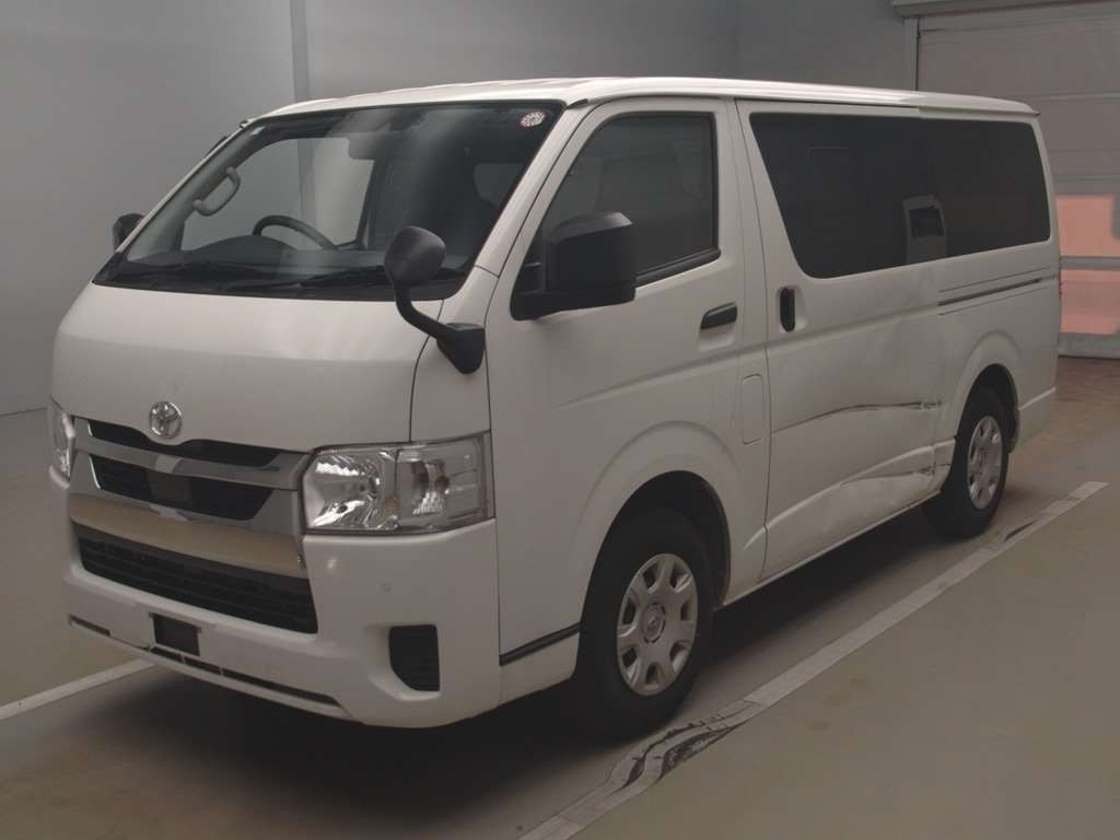 2021 Toyota Hiace Van TRH200V[0]