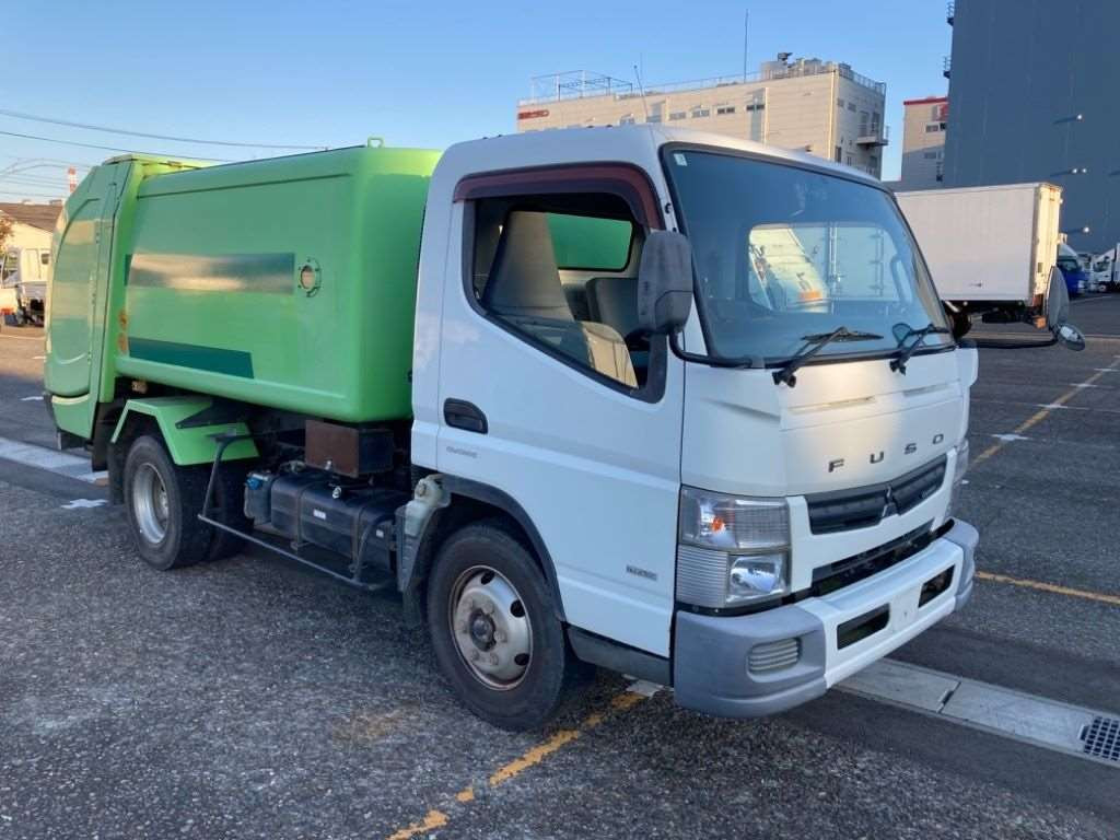 2012 Mitsubishi Fuso Canter FEB90[2]