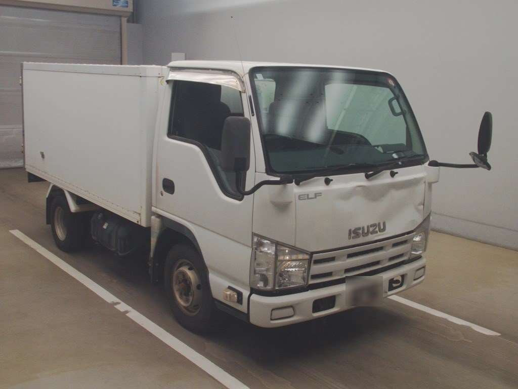 2011 Isuzu Elf Truck NHR85AN[2]