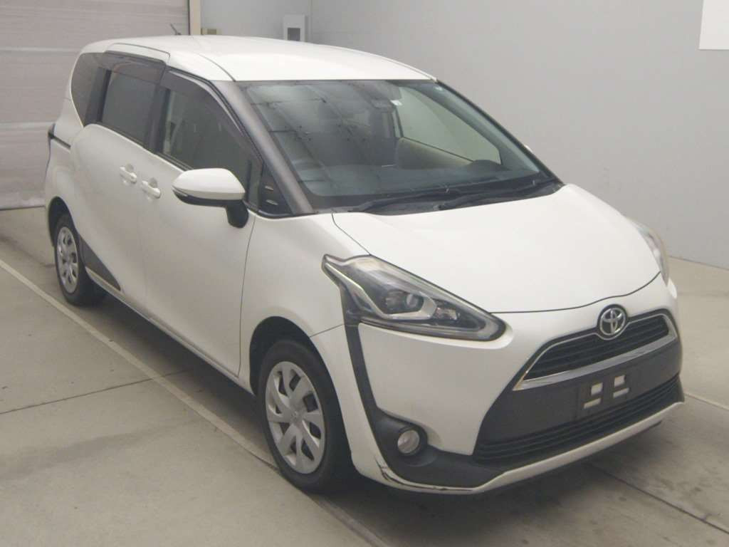 2016 Toyota Sienta NCP175G[2]