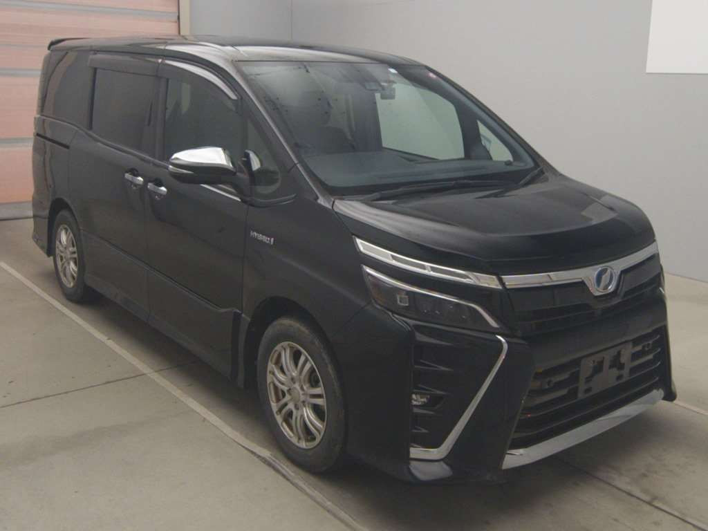 2020 Toyota Voxy ZWR80W[2]