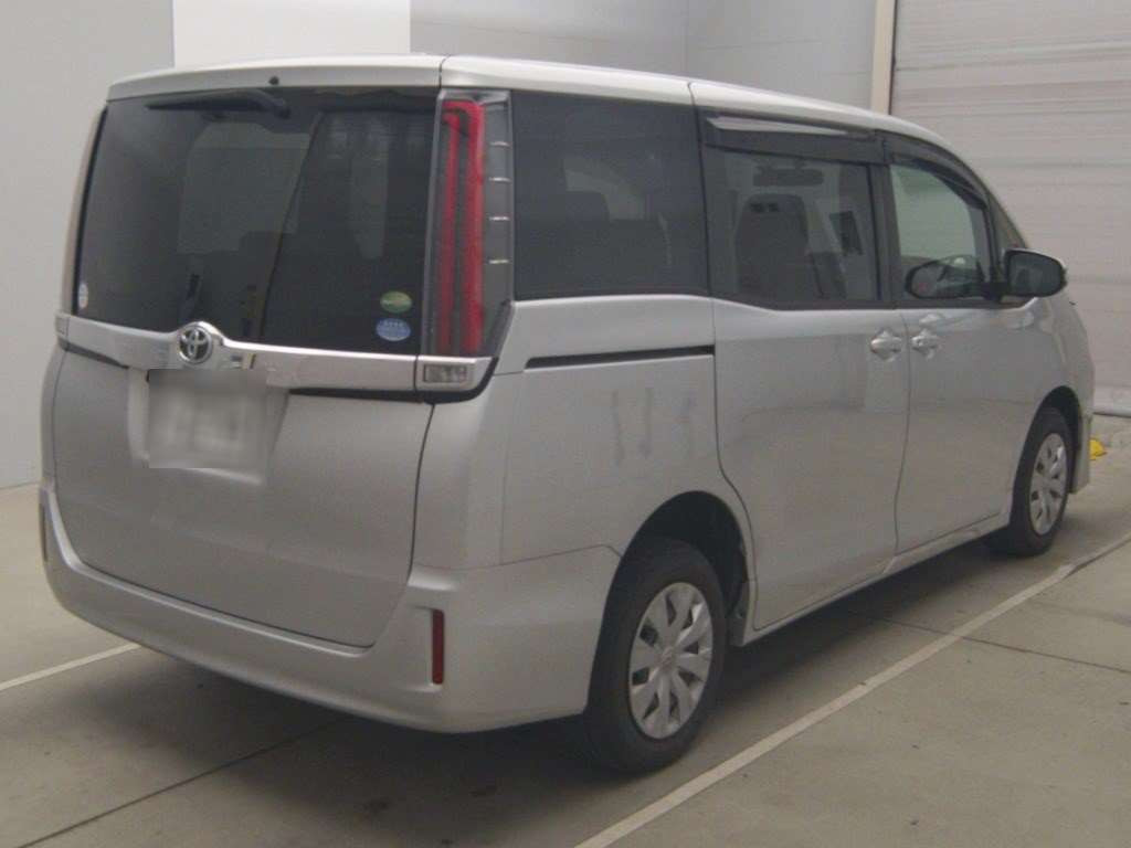 2019 Toyota Noah ZRR85G[1]