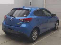 2016 Mazda Demio