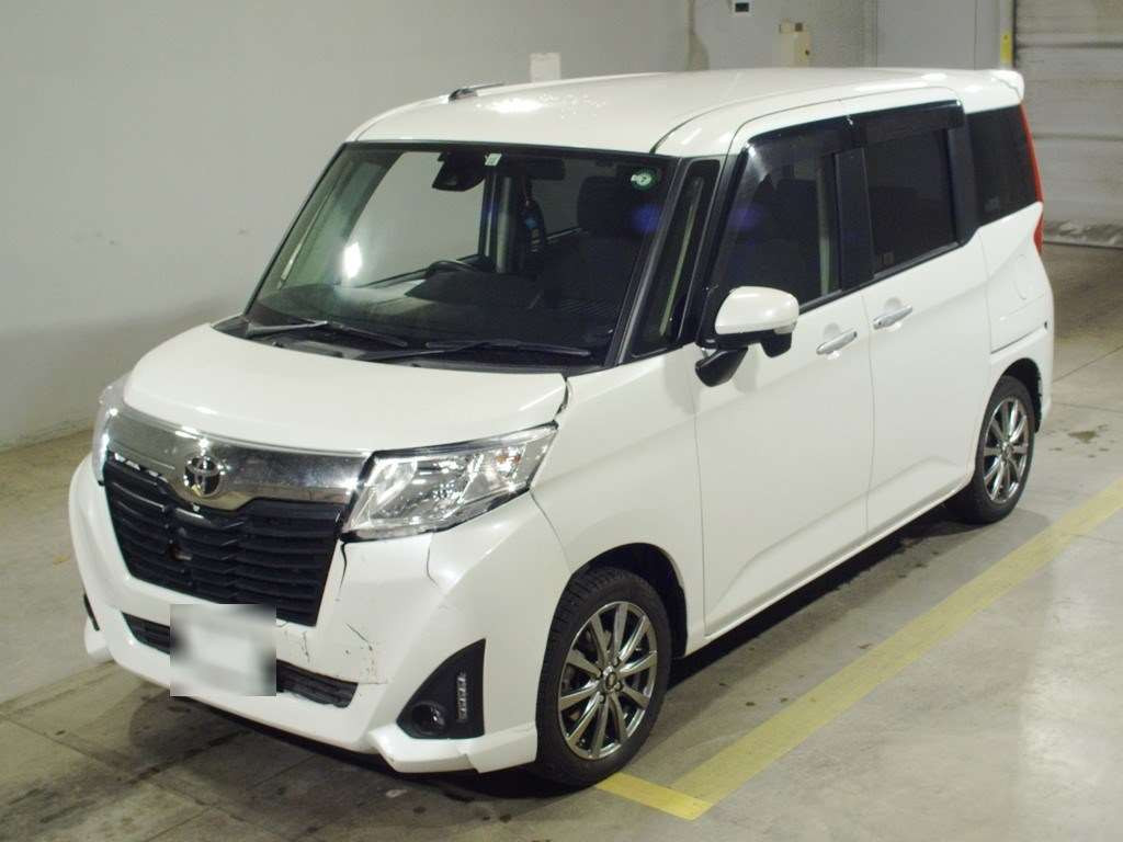 2017 Toyota Roomy M910A[0]