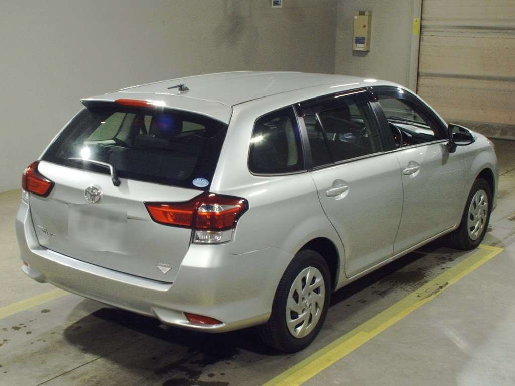 2017 Toyota Corolla Fielder NZE164G[1]