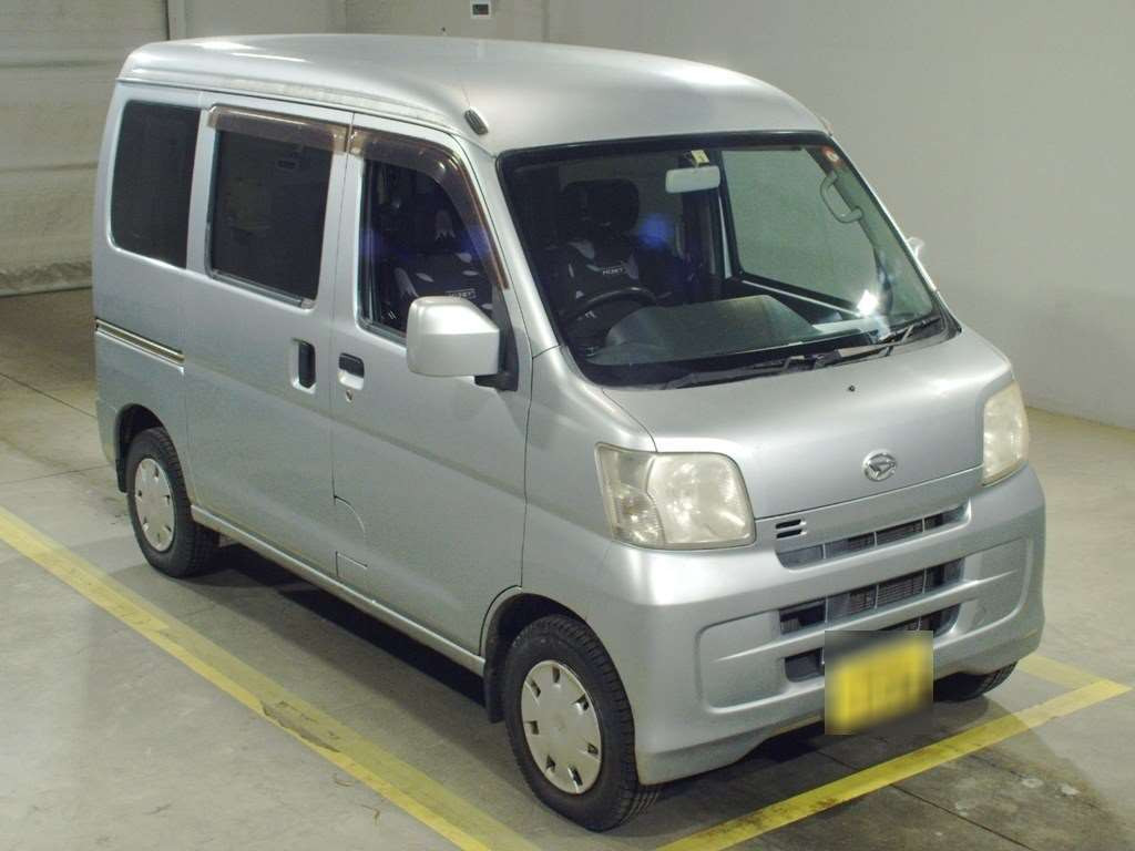 2009 Daihatsu Hijet Cargo S331V[2]