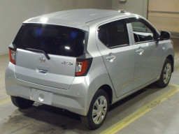 2021 Daihatsu Mira es