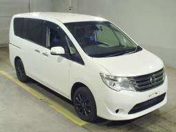 2015 Nissan Serena