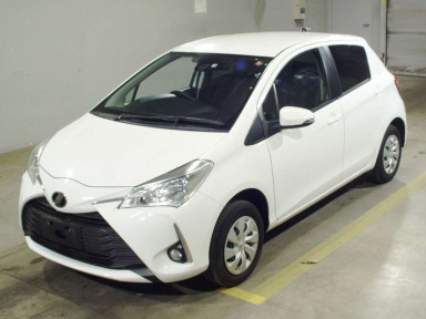 2017 Toyota Vitz