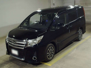 2015 Toyota Noah