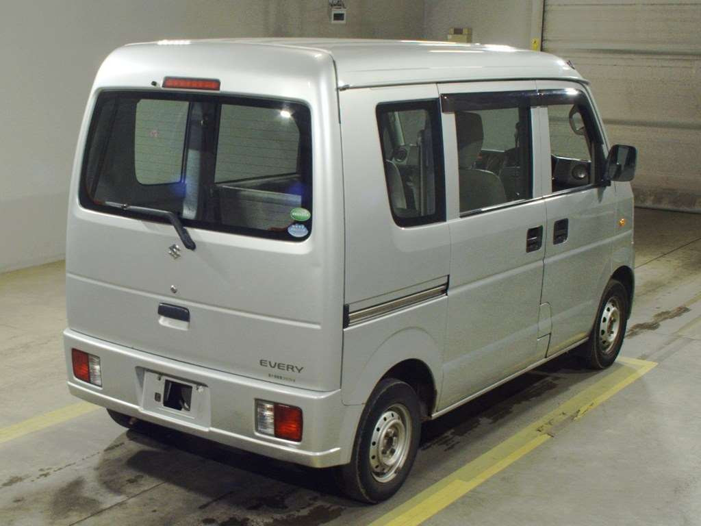 2013 Suzuki Every DA64V[1]