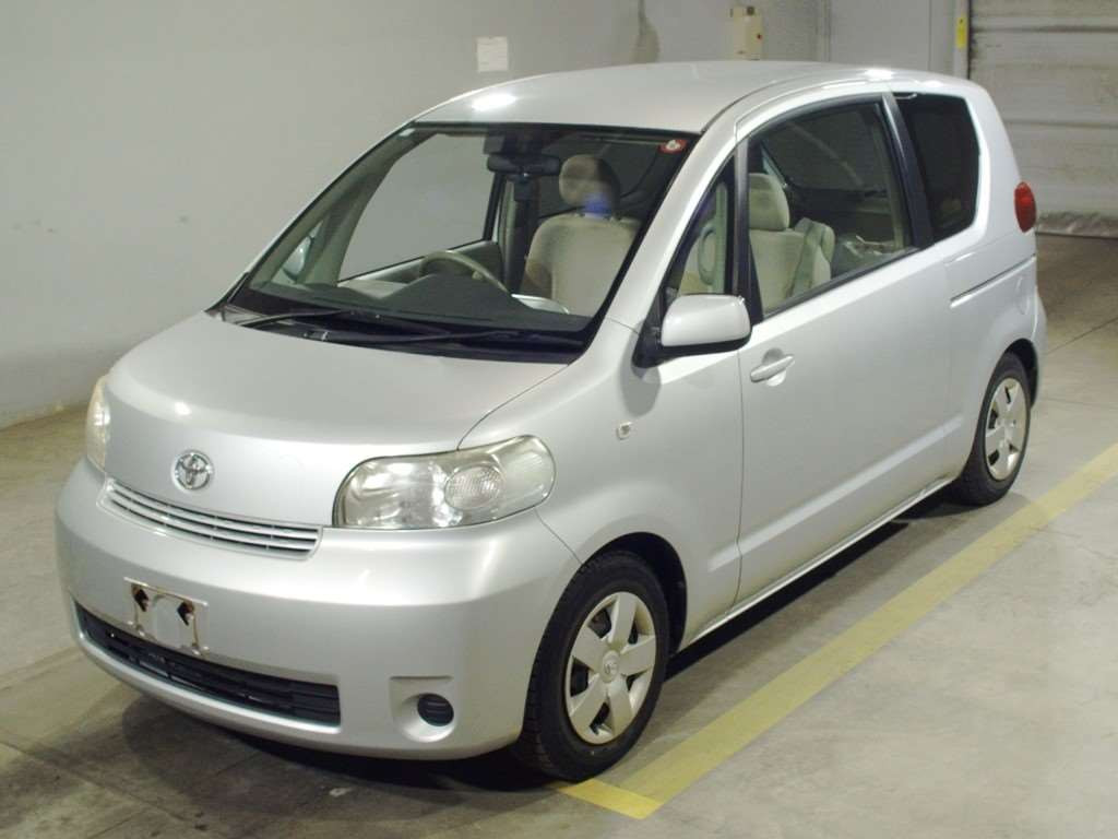 2010 Toyota Porte NNP10[0]