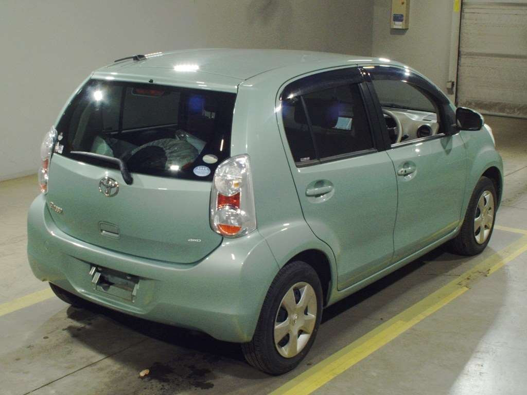 2012 Toyota Passo KGC35[1]