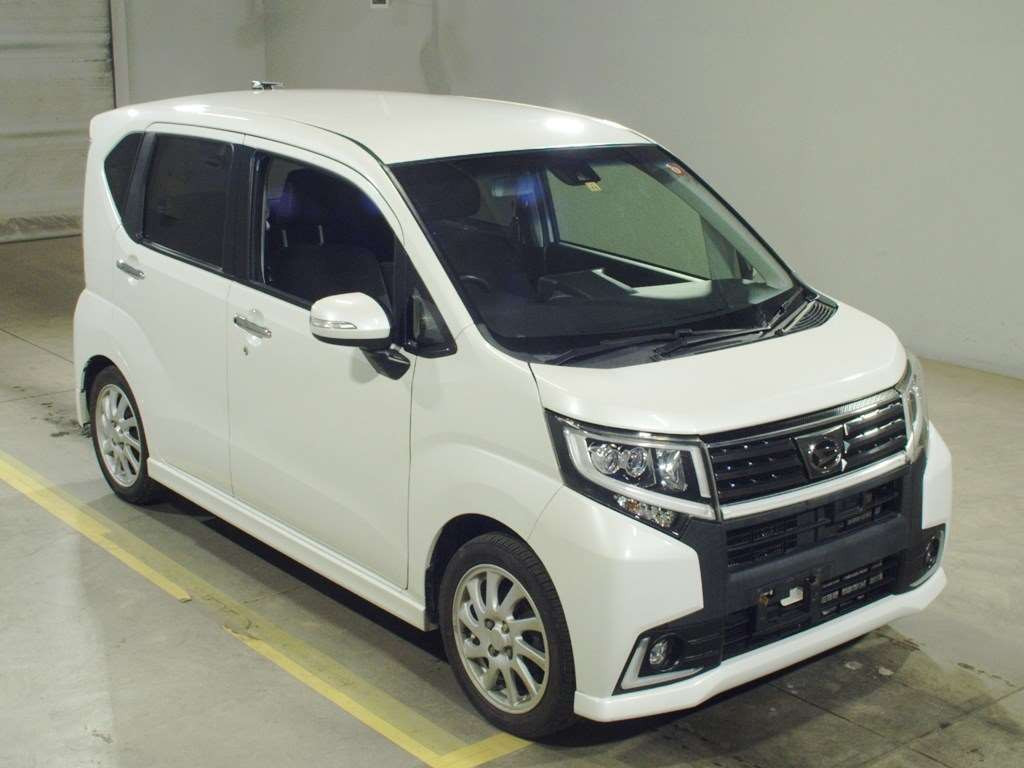 2015 Daihatsu Move Custom LA160S[2]