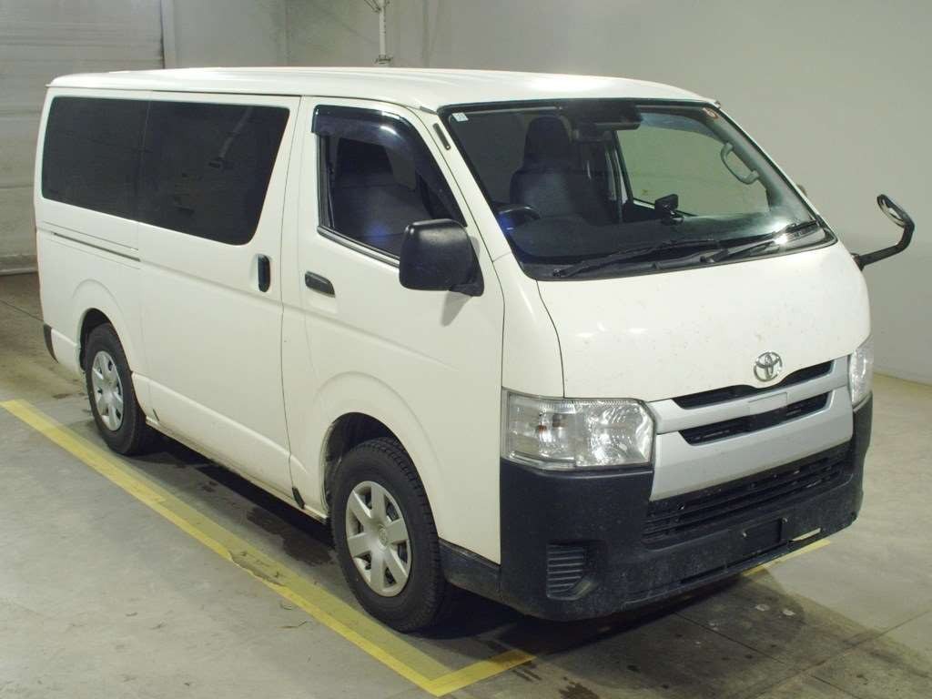 2019 Toyota Hiace Van GDH206V[2]