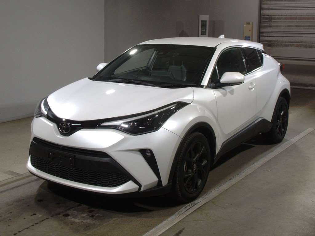 2023 Toyota C-HR NGX10[0]